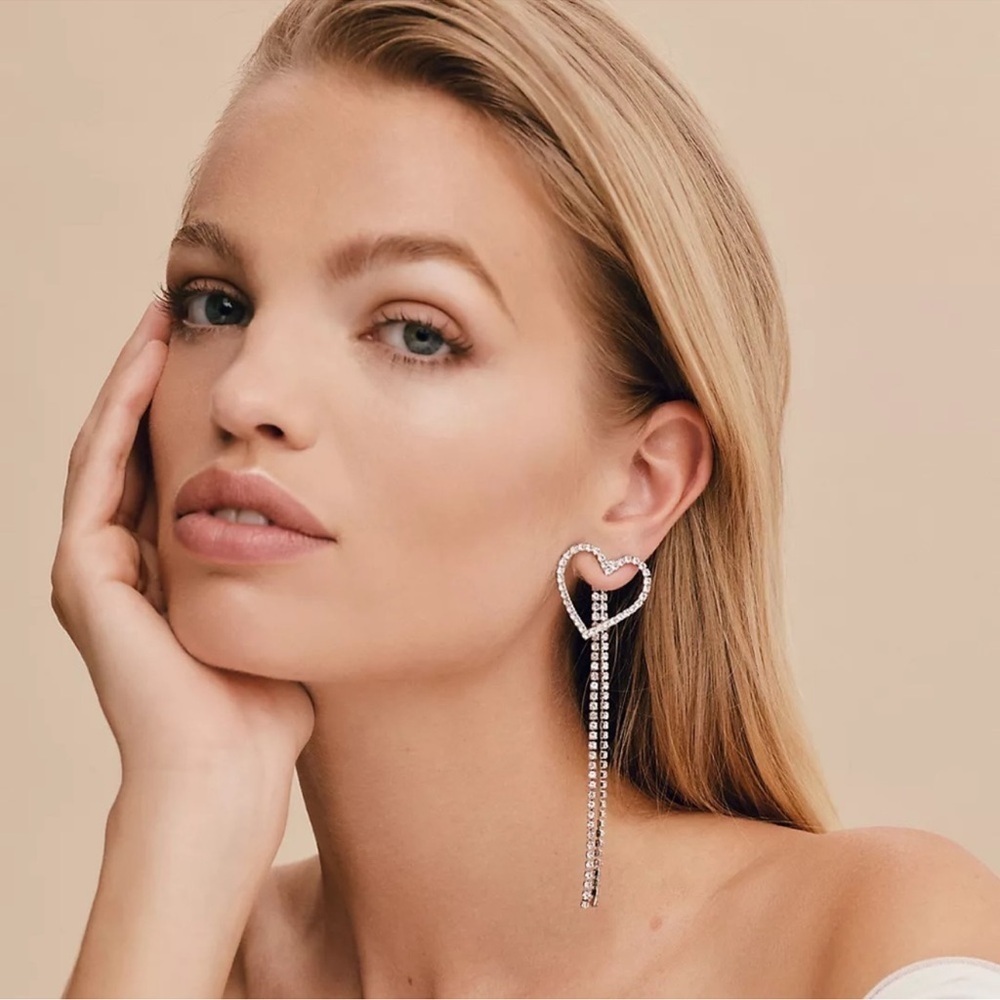 Anthropologie BHLDN Shashi Silver Crystal Heart Rhinestone Drop Bridal Earrings